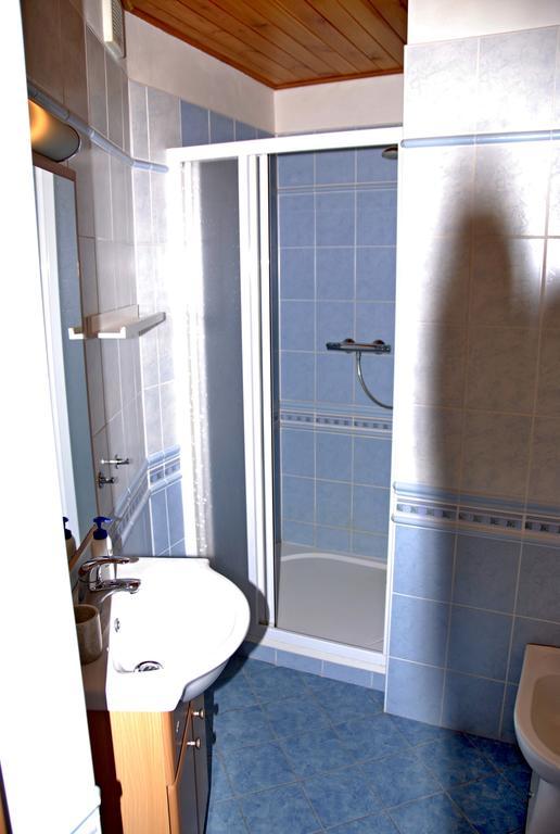 Pension Cortina Pec pod Sněžkou Zimmer foto